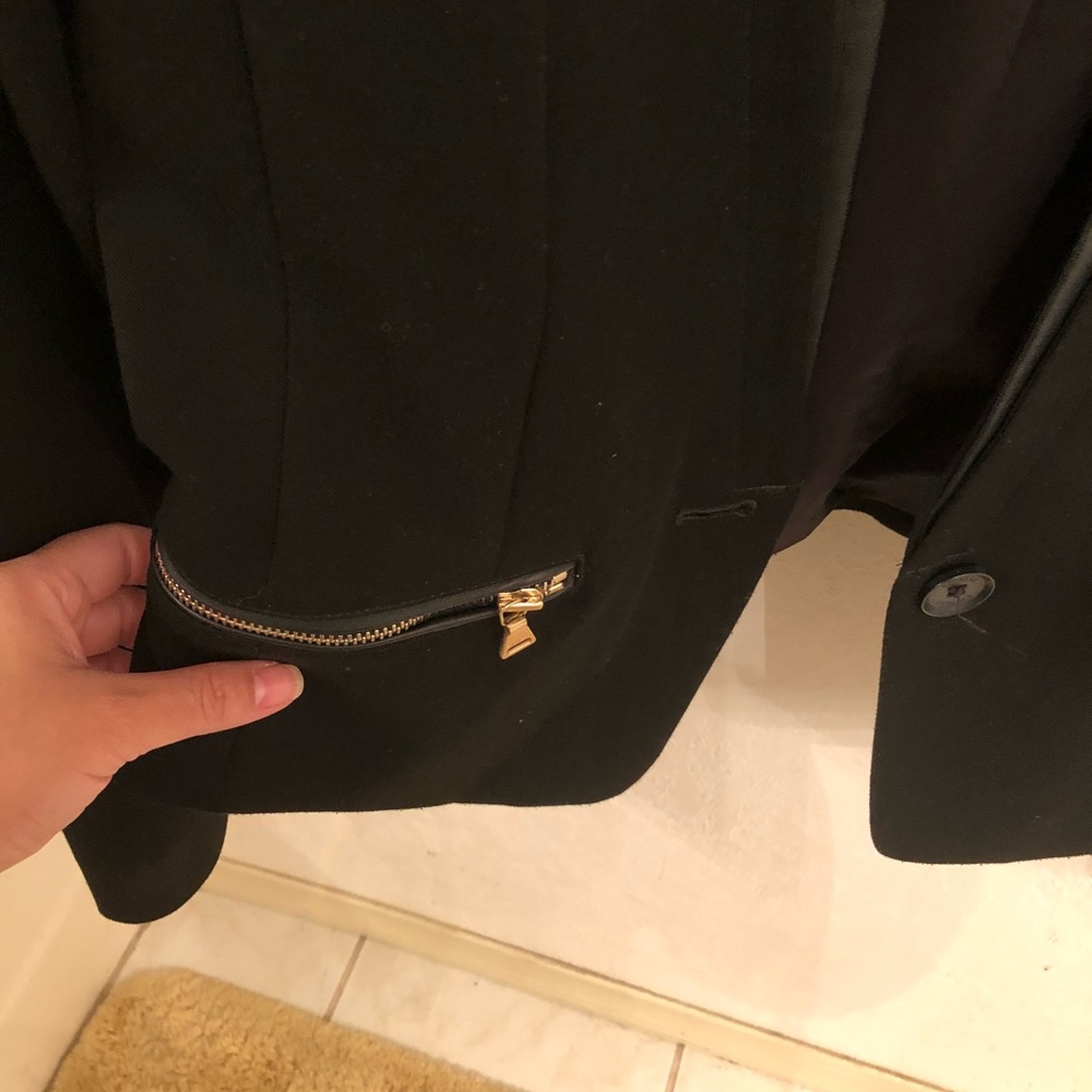 Express Jacket - Picture 3 of 7